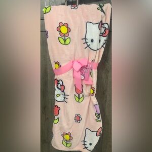 New Hello Kitty Pink Spring Tulip 50 x 70 Plush Throw Blanket New With Tag
